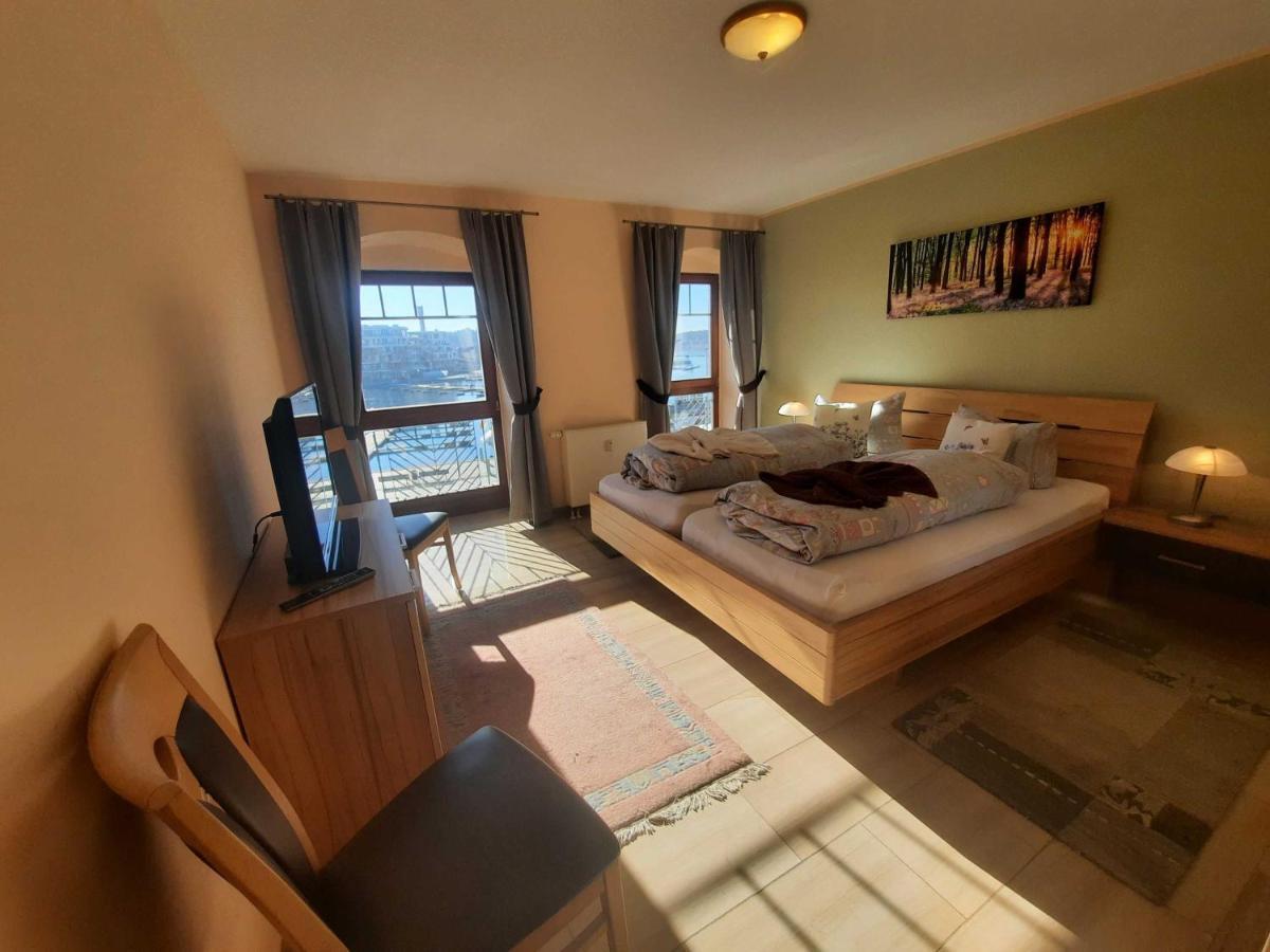 Ferienwohnung "Waren Am Hafen" Objekt-Id 11992-8 Luaran gambar